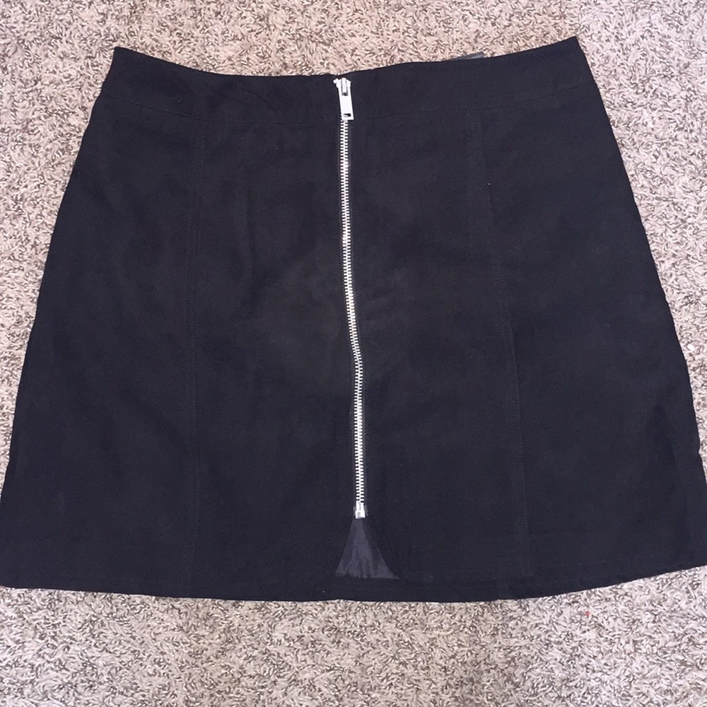 Black zip up skirt from H&M